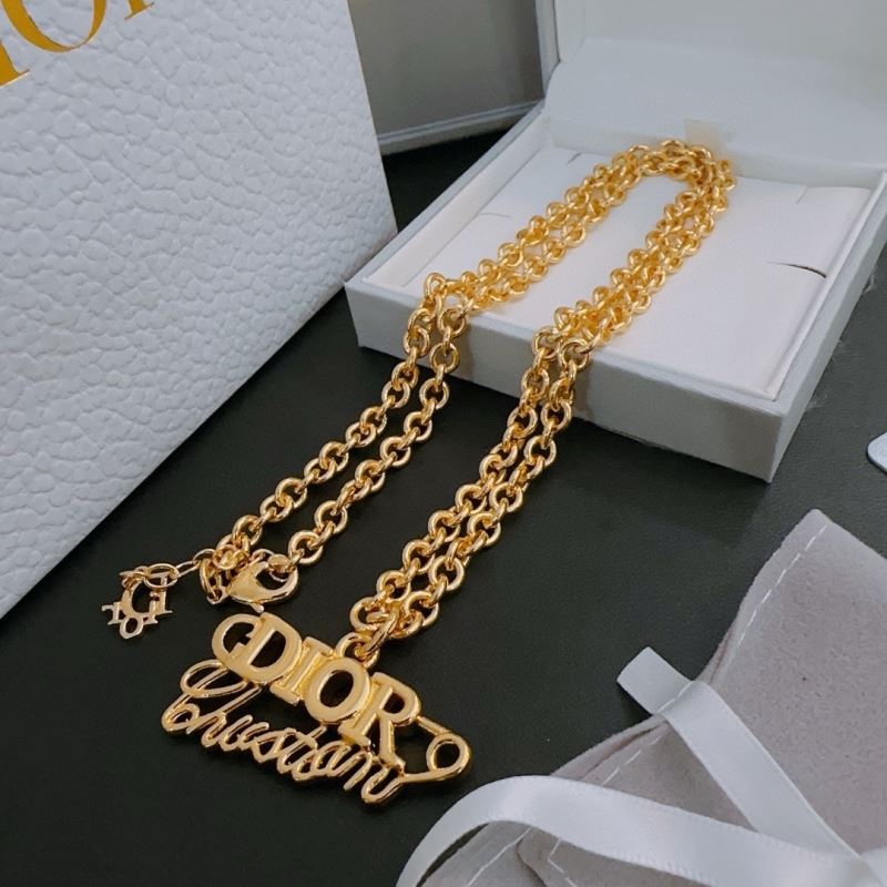 chr1st1an D10r necklaces